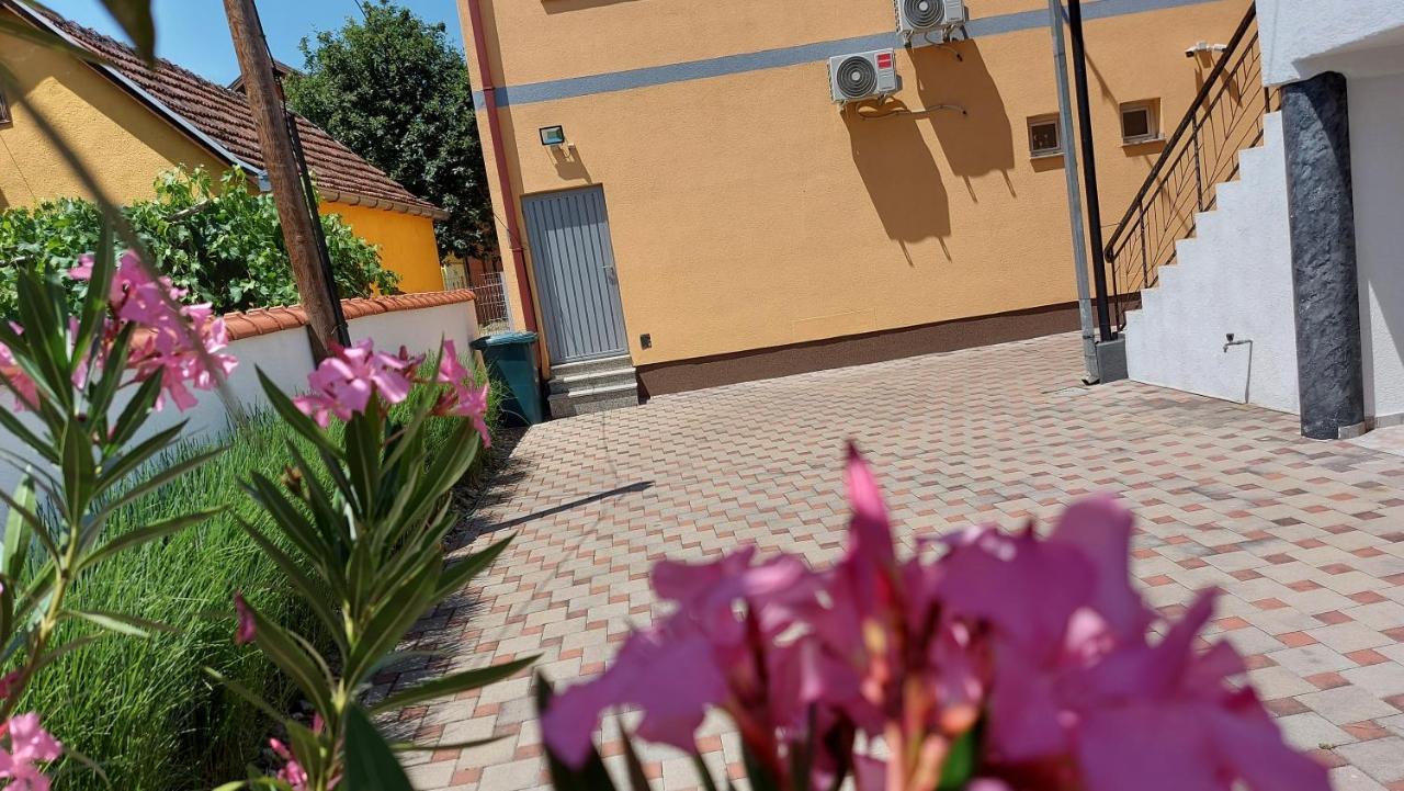 Apartment Kapetanovic Bosanski Samac المظهر الخارجي الصورة