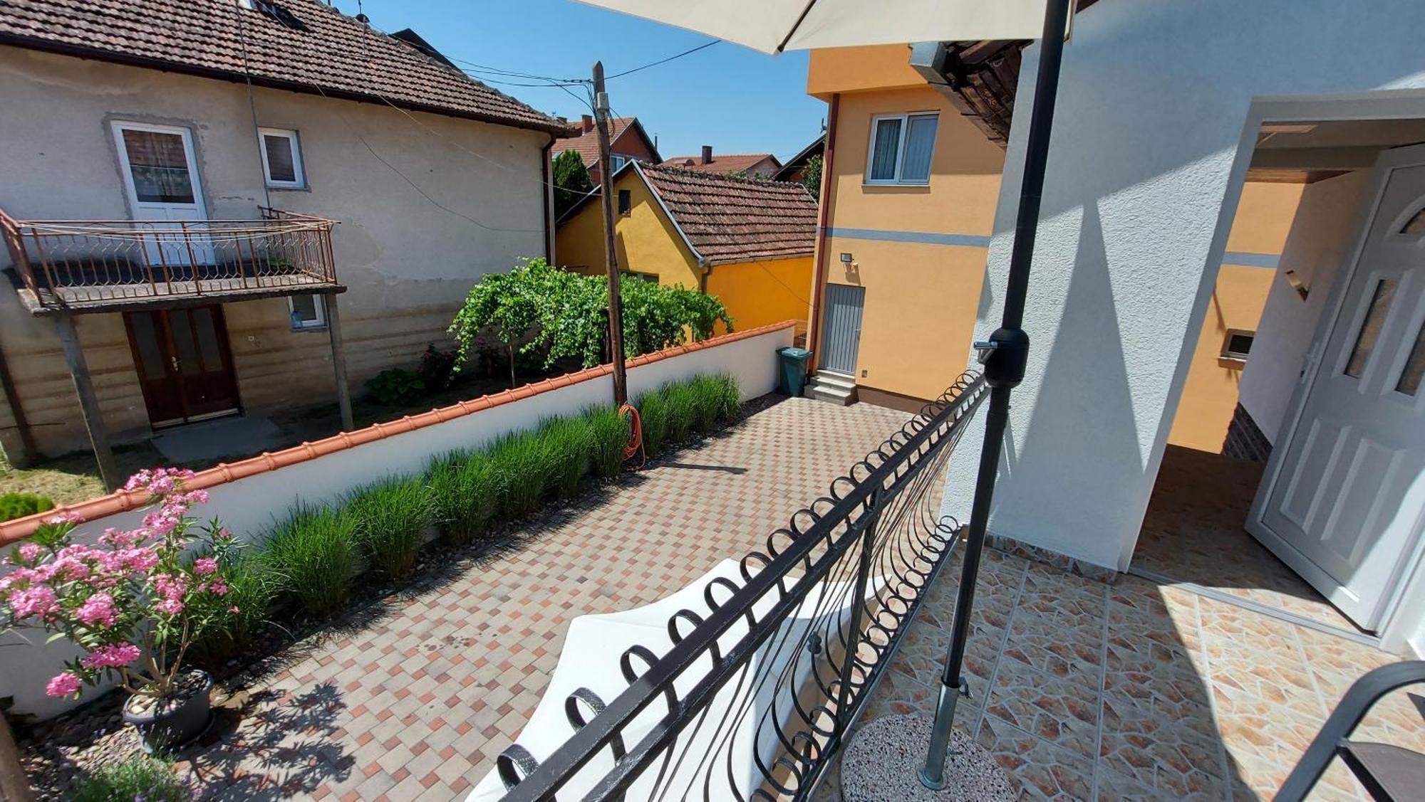 Apartment Kapetanovic Bosanski Samac الغرفة الصورة